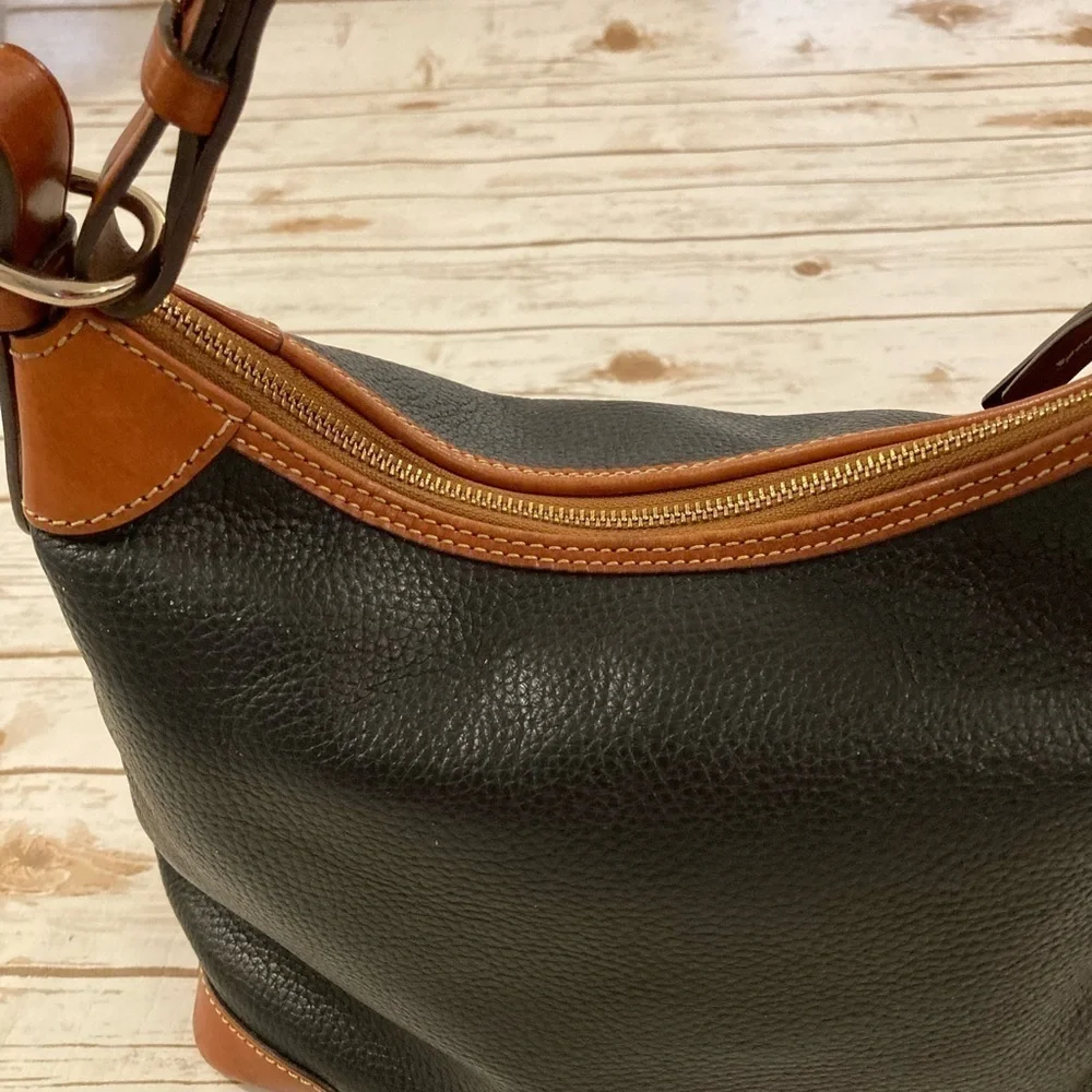 Dooney & Bourke Pebble Grain Hobo Black